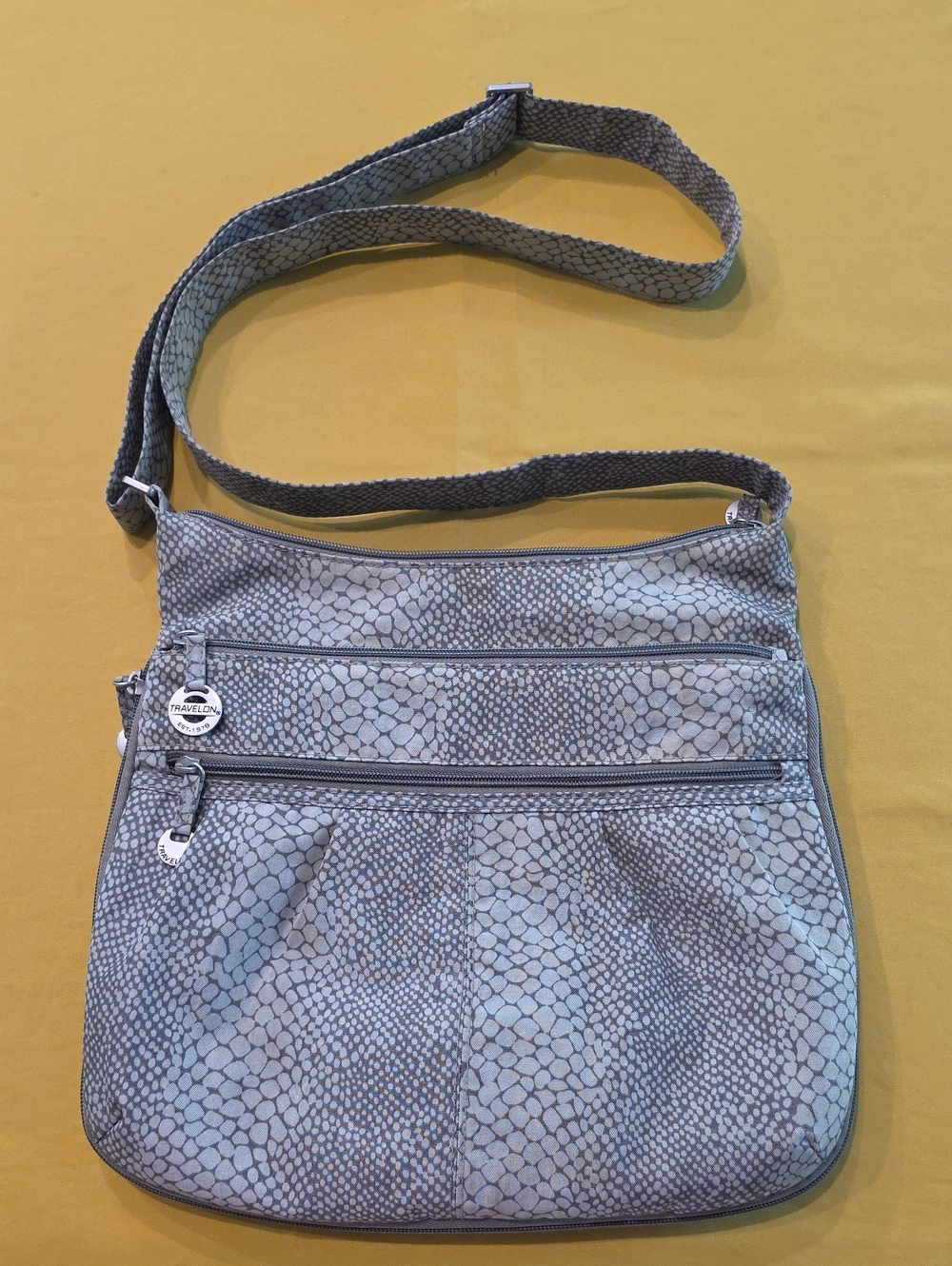Travelon Anti-Theft Crossbody Bag Gray Snakeskin Print